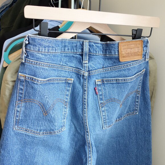 Levi's Women's Straight Leg Jeans - Light Blue - Picture 7 of 7